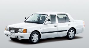 Η Toyota ανανεώνει το Crown του 1983