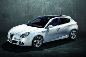 Τιμές για Alfa Romeo 4C και ανανεωμένη Giulietta