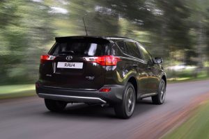 Αναβαθμισμένο Toyota RAV4 και 2.0 diesel 4×4