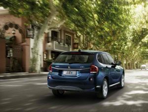 BMW Brilliance ZINORO 1E βασισμένη στην X1