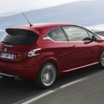 Ετοιμάζεται το κορυφαίο Peugeot 208 R
