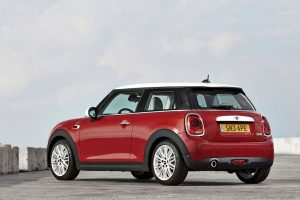 Το νέο MINI αποκαλύπτεται πλήρως