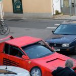 Ferrari Testarossa ρεπλίκα από χαρτοκιβώτια!