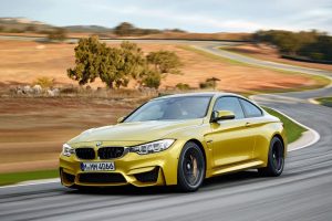 Επίσημα οι νέες BMW M3 και M4 με επιδόσεις