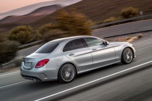 Η νέα Mercedes C-Class αποκαλύπτεται επίσημα