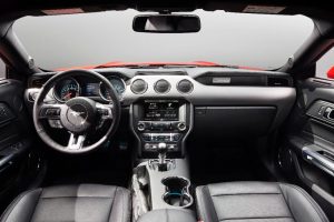 Νέο Ford Mustang σε Coupe και Cabrio