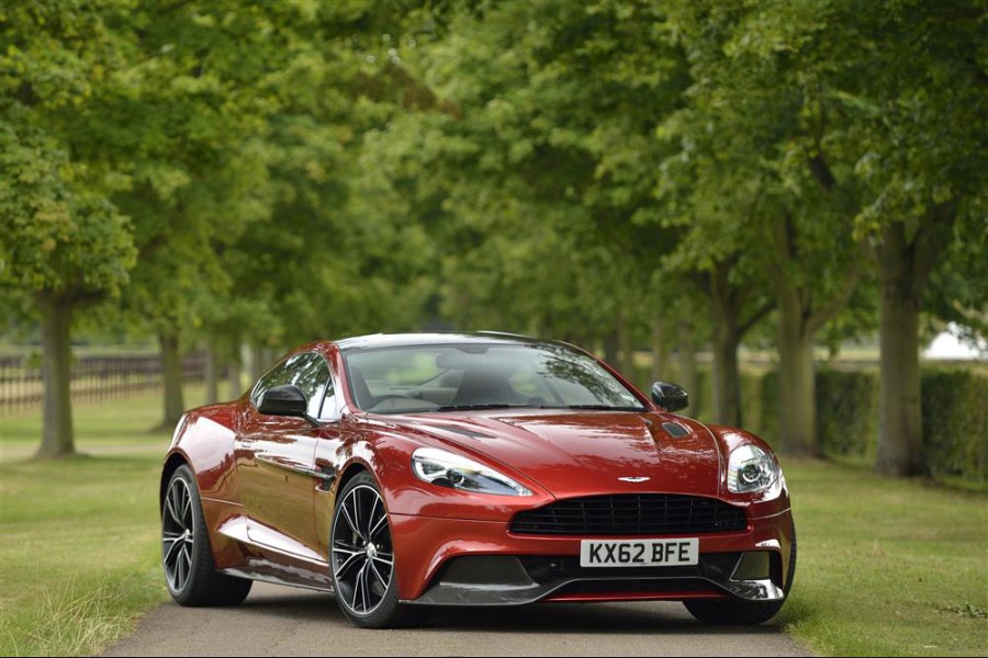 Με κινητήρα Mercedes οι επόμενες Aston Martin!