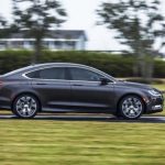 Νέο Chrysler 200 με 9άρι αυτόματο κιβώτιο