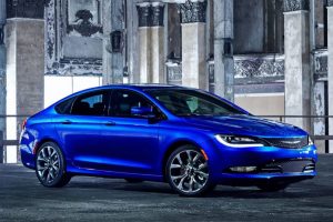 Νέο Chrysler 200 με 9άρι αυτόματο κιβώτιο