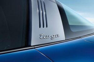 Η sexy και μυώδης Porsche 911 Targa 4/4S αποκαλύπτεται επίσημα