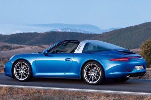 Η sexy και μυώδης Porsche 911 Targa 4/4S αποκαλύπτεται επίσημα