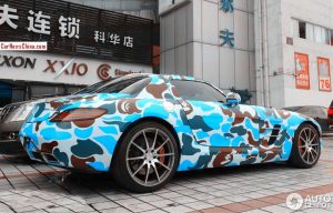 Θαυμάστε την πιο… ψυχεδελική Mercedes SLS AMG!