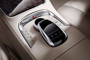 Η πληθωρική Mercedes S 600 με 6.0 λίτρων V12 biturbo κινητήρα