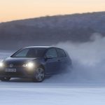 Η VW λανσάρει το Golf R και ετοιμάζει ακόμα πιο extreme έκδοση!