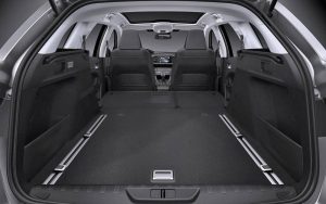 Νέο Peugeot 308 SW με 610 λίτρα για αποσκευές