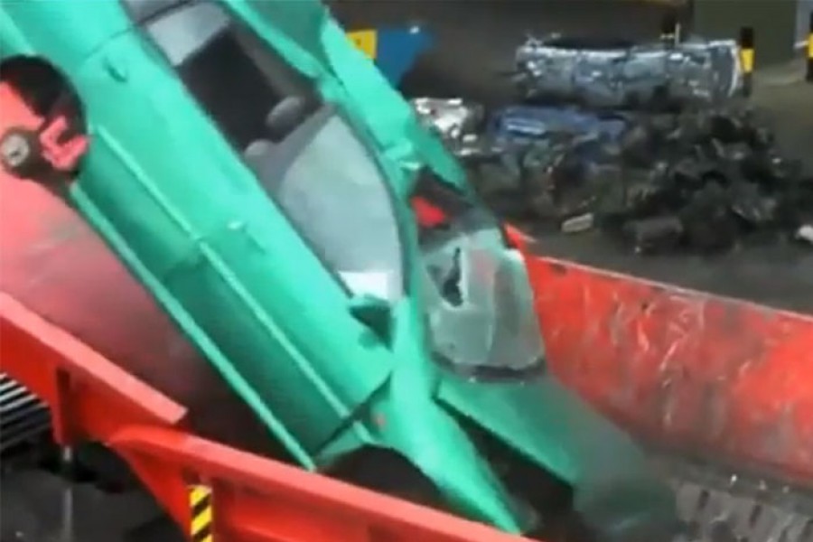 Σίδερα μασάει ο Red Giant του 1.000.000 Nm ροπής! (video)