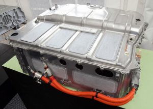 Η Toyota δοκιμάζει τις δεξαμενές υδρογόνου του FCV-R με πυροβόλο!