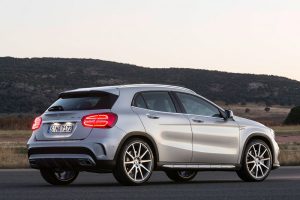 Νέα Mercedes GLA 45 AMG με 360 ίππους