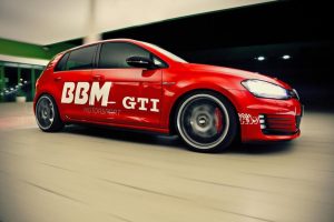 VW Golf VII GTI με 300 PS και 440 Nm ροπής by BBM Motorsport