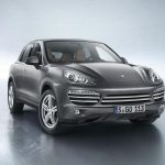 H Porsche πούλησε το 2013 τρεις φορές τα αυτοκίνητα της Ελλάδας!