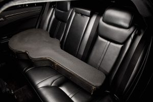 Chrysler 300C με την υπογραφή του Έλληνα σχεδιαστή John Varvatos