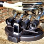 Απίστευτα ηχεία από αληθινές πολλαπλές εξατμίσεις κινητήρων!