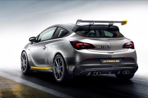 Opel Astra OPC Extreme με 300 hp και πολύ ανθρακόνημα