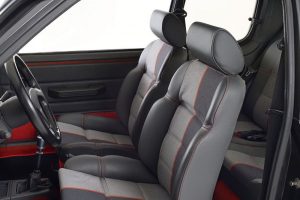 Η Peugeot Ιταλίας αναπαλαίωσε ένα σπάνιο 205 GTi 1.9 Gutmann