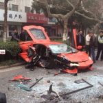 Σφορδή σύγκρουση Lamborghini Aventador με λεωφορείο