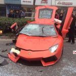 Σφορδή σύγκρουση Lamborghini Aventador με λεωφορείο