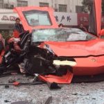 Σφορδή σύγκρουση Lamborghini Aventador με λεωφορείο