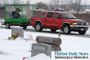 Μοτοσικλετιστής θάφτηκε πάνω στην αγαπημένη του Harley Davidson!