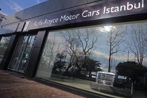 Η Rolls-Royce εγκαινίασε νέα έκθεση στην Κωνσταντινούπολη