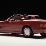 Την 25η επέτειό της γιορτάζει η Mercedes SL