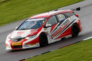 Το Honda Civic Tourer BTCC είναι έτοιμο για αγωνιστική δράση!