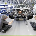 Η Porsche δίνει bonus 8.200 ευρώ σε 15.000 εργαζόμενούς της