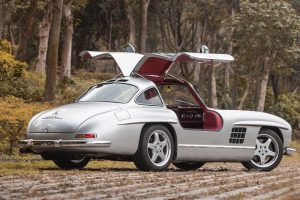 Σε δημοπρασία μια σπάνια Mercedes 300 SL AMG του 1954