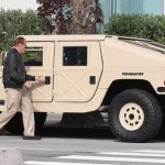 Αυτό είναι ένα καθημερινό αυτοκίνητο του Σβαρτζενέγκερ