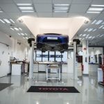 Το service ενός Lexus LFA είναι σαν χειρουργείο!