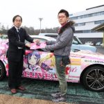 Toyota GT 86 ντυμένο με ροζ καρτούν κάνει... άουτς!