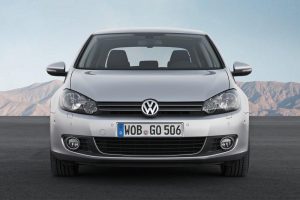 Το Volkswagen Golf γιορτάζει τα 40ά του γενέθλια με πρωτοπορίες
