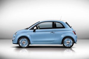 Το ρετρό Fiat 500 «Vintage 1957» με το Volare μπλε είναι κουκλί!