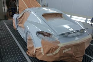 Πλαστική επέμβαση σε Porsche Cayman αξίας 177.000 ευρώ!