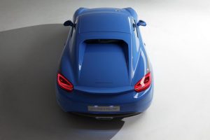 Πλαστική επέμβαση σε Porsche Cayman αξίας 177.000 ευρώ!