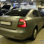«Μεταμόρφωση» Skoda Octavia5 με ματ μεμβράνη και LED φώτα