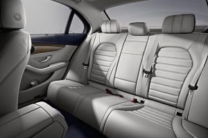 Νέα Mercedes C-Class L με μακρύτερο μεταξόνιο 2,92 μέτρων!