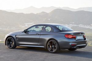 Η νέα εκρηκτική BMW M4 Cabrio αποκαλύπτεται (+video)