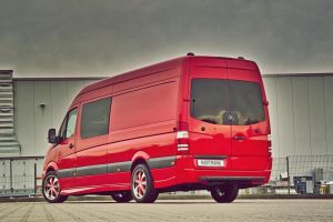 Το «Red and racy» Mercedes Sprinter by Hartmann