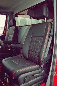 Το «Red and racy» Mercedes Sprinter by Hartmann