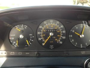 Mercedes 300TD pick up του 1979 με καρότσα Chevrolet